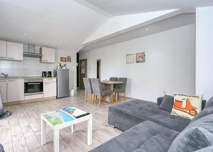 Apartment Natali Zadar